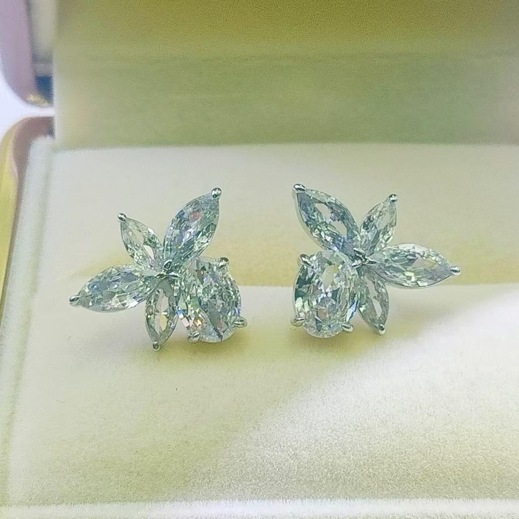 Wealth Flowers in the World 6X8 Oval Zircon Stud Earrings Women's Korean Style Horse Eye Butterfly Earrings Star Same Earrings