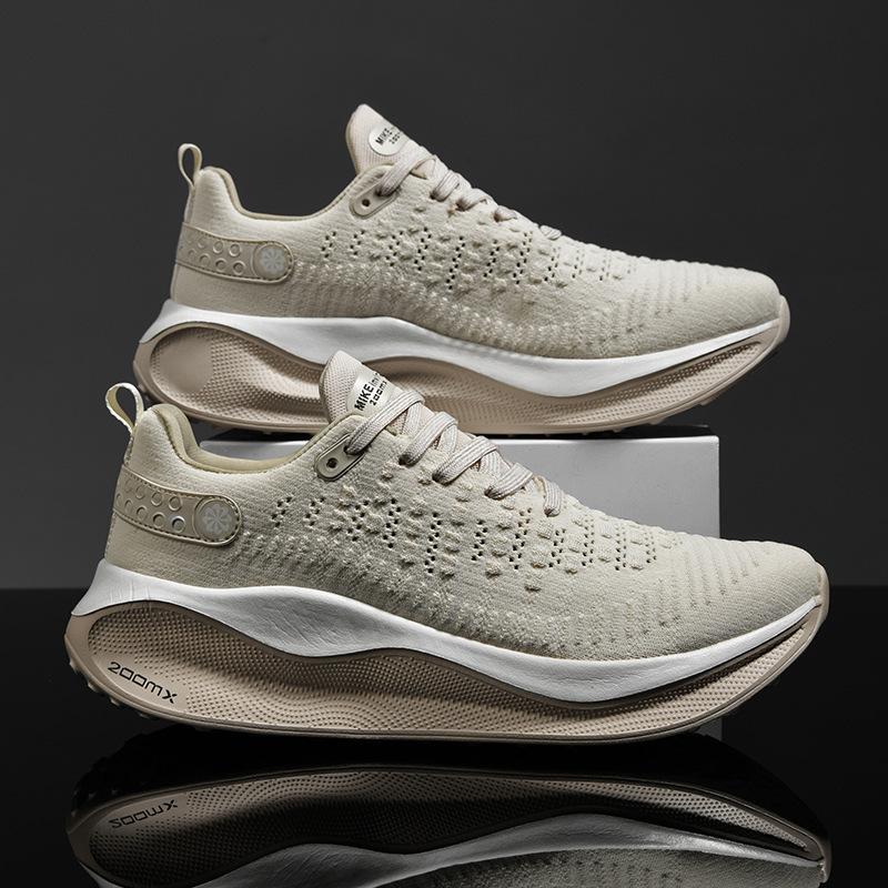 New Fashion Trendy Thick-soled Running Shoes Outdoor Thick-soled Sports Shoes Breathable Flying Knit Casual Men's Shoes