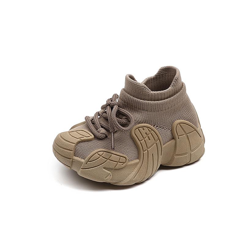 Spring and Autumn Style Boys and Girls Breathable Mesh Comfortable Soft Sole Sports Shoes