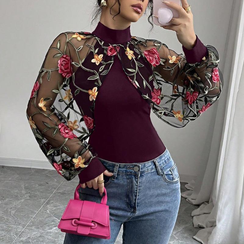 Nuovi Top Estivi da Donna con Ricami Floreali e Pizzo Cucito Design alla Moda