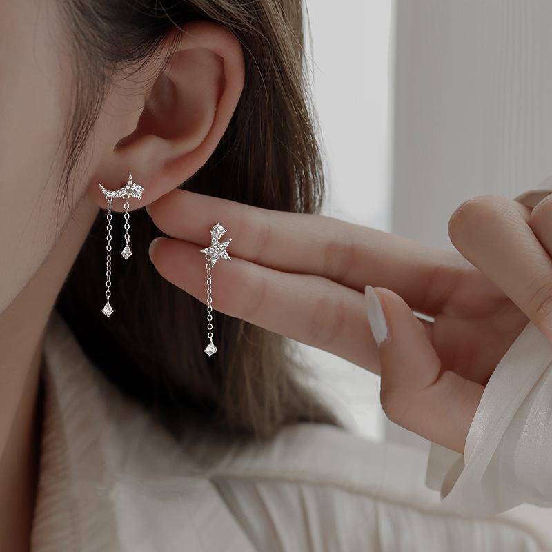 Asymmetrical Star and Moon Earrings: 2025 Trendy High-End Design for Women