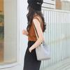 Leather bucket bag, new high-end women's summer messenger bag, large-capacity vegetable basket, cute women's bag.