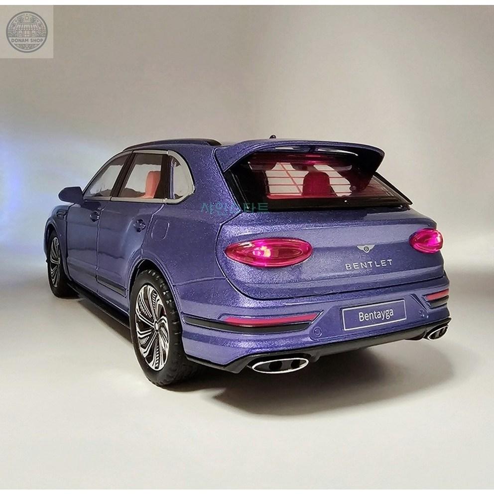 Bentley Bentayga SUV Diecast Model 1:24 Scale, Purple
