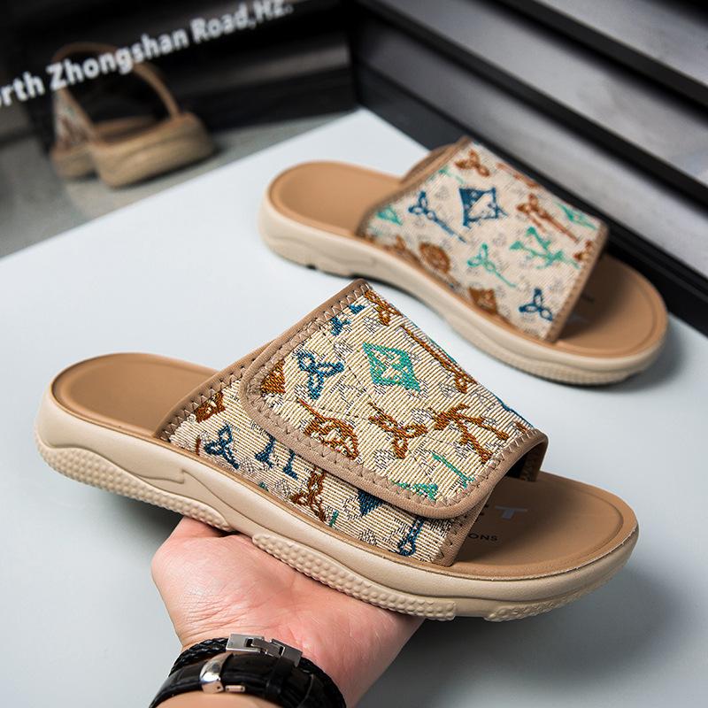 

Men s one-word drag foreign trade summer new men s fashion mesh slippers overalls lazy shoes 44