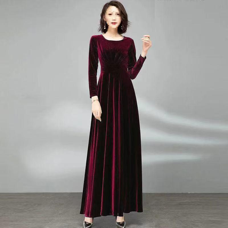 Elegant Autumn/Winter Golden Velvet V-Neck Pleated A-Line Dress with Waist-Cinching and Wide Hem