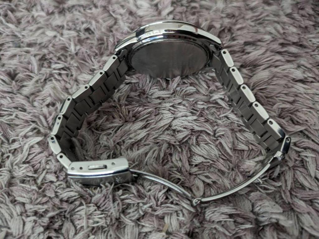 [USED] Seiko solar radio-controlled watch
