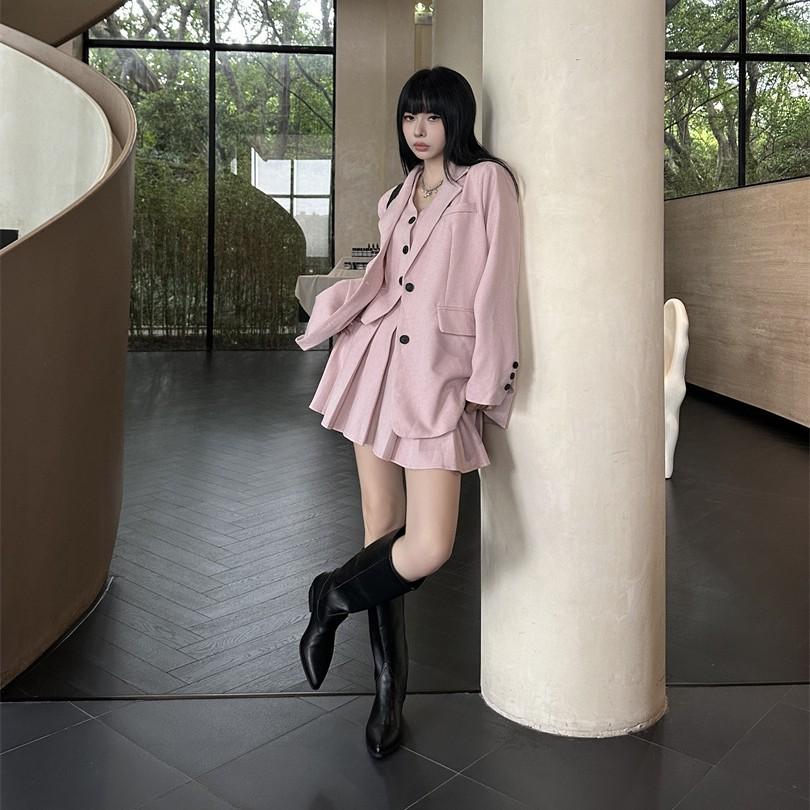 2025 women's shoes and boots autumn and winter new boots knight boots sleeve riding boots versatile and thin women's boots design sense personality