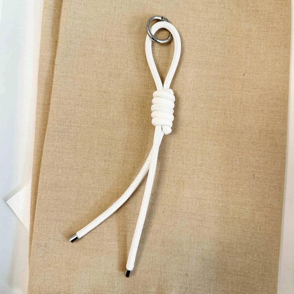 Beautiful PU Rope Knot Keychain Solid Color Thick PU Rope Art with Ring Clasp Woman's Handbag Pendants
