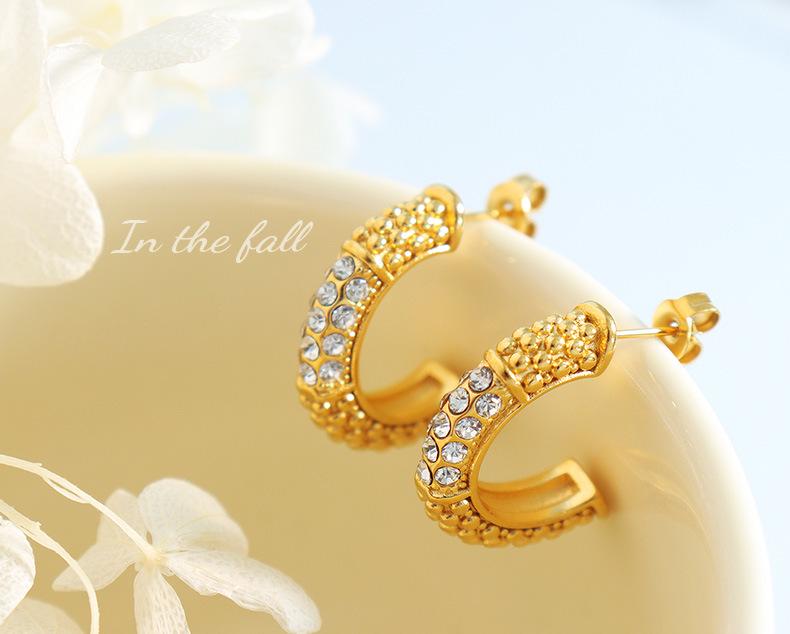 18K Gold Plated Zirconia C-shaped Earrings - European & American Design, Non-fading Titanium Steel Studs