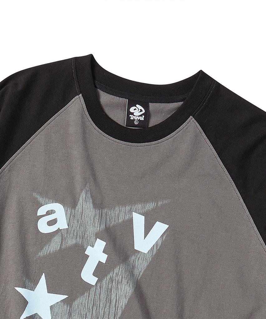 TRAVEL Arte Raglan Long Sleeve Charcoal