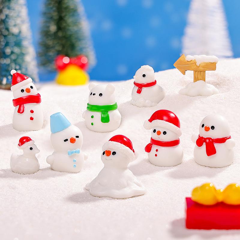 Christmas Simulation Cute Snowman Micro-landscape Car Decoration, Resin Craft Decorative Small Decoration Accessories