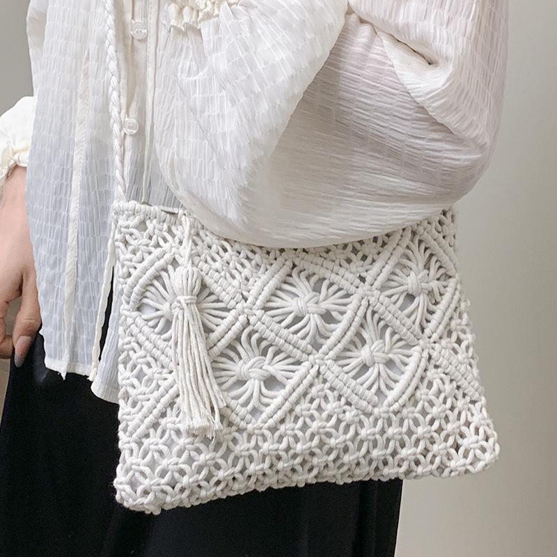 Tassel-woven Shoulder Crossbody Bag for Women, A Casual Handbag