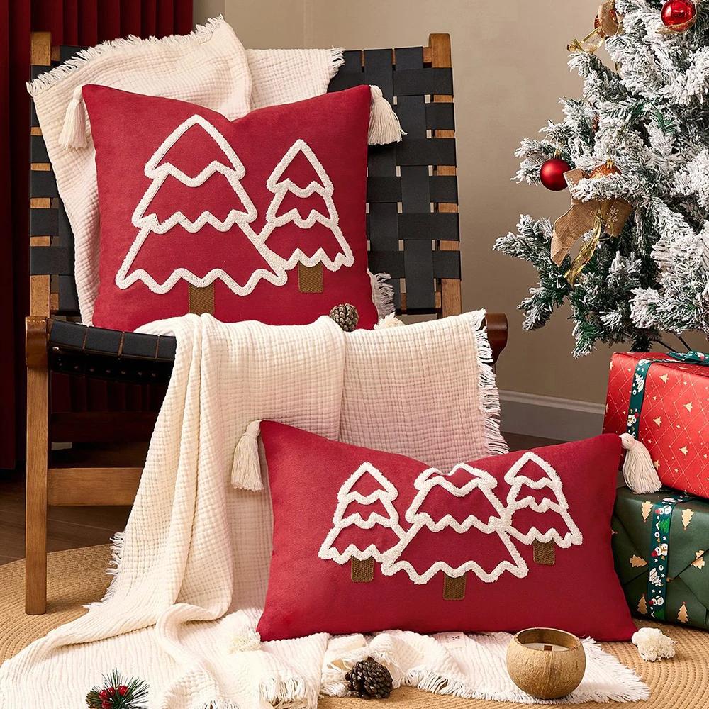 2PCS Christmas Throw Pillow Cover with Tassels Decorative Green Tufted Pillowcase for Sofa Bed Cushion Case for Home Decor