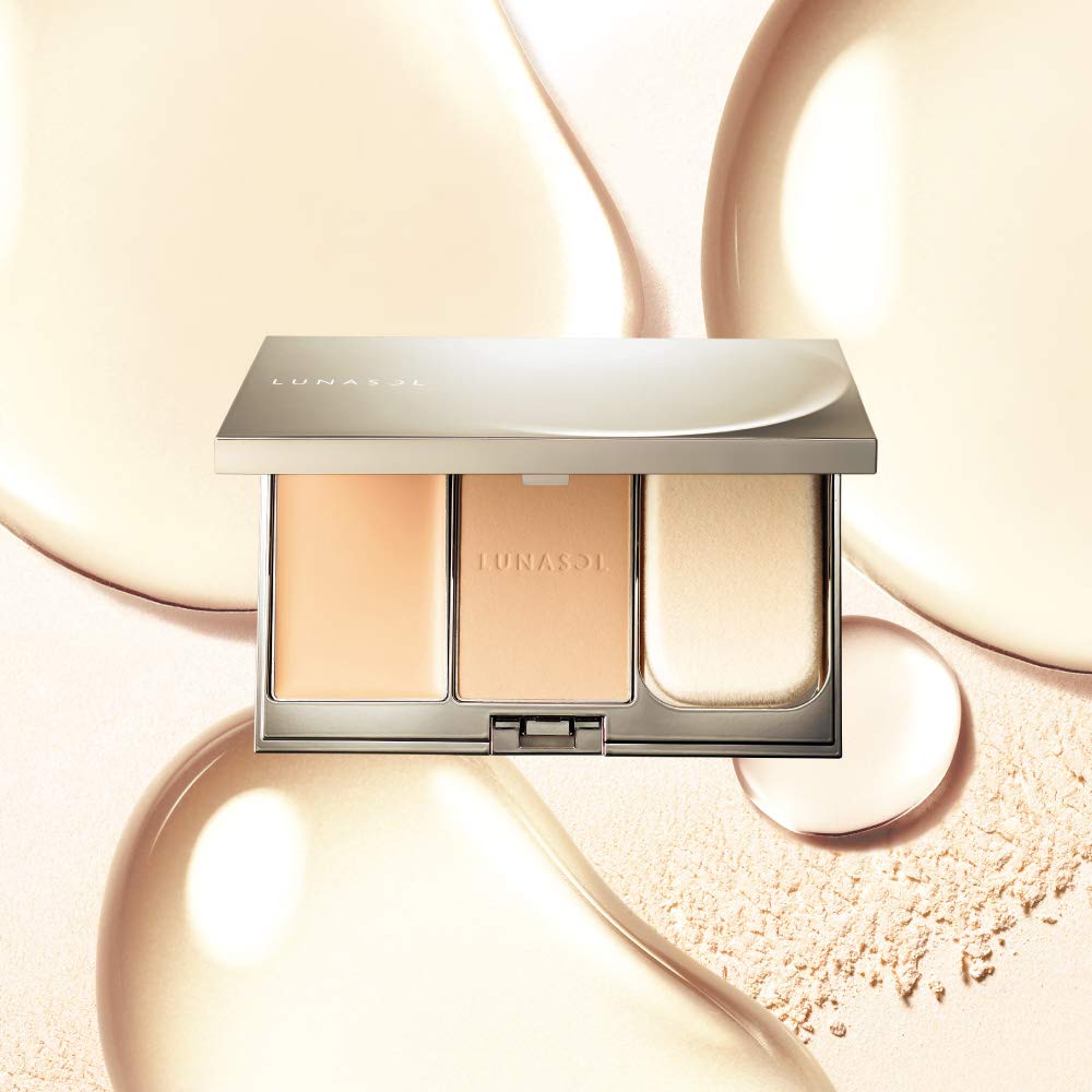 LUNASOL Glowing Veil Finish Foundation Compact (Makeup Accessories)