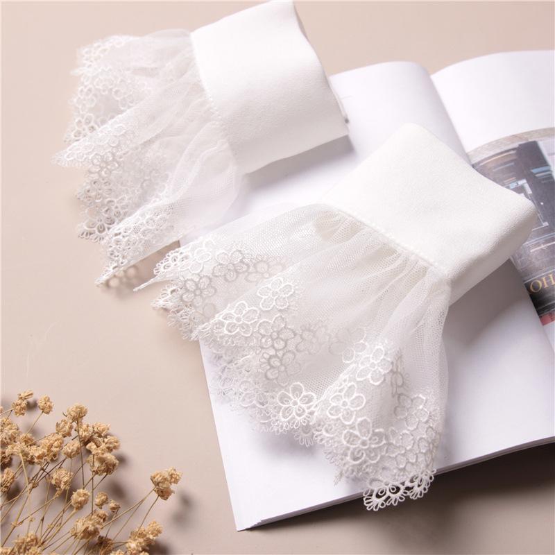 Girls Lace Floral Removable Fake Flare Sleeves Sweater Wrist Warmer Female White Ruffle Horn Cuffs Decoration Accessories