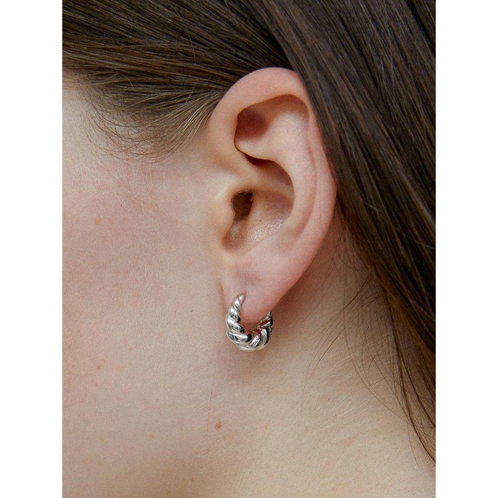 [Byer] (W) Shellbell One-Touch Earrings S Bh7E56742Wbxxx