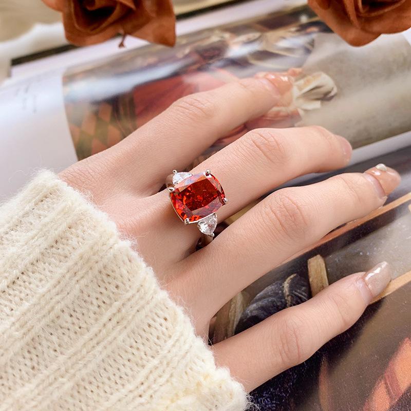 Jewelry Copper Bottom Gold-Plated High Carbon Diamond Ice Flower Square Diamond Copper Inlaid Simple Fat Square Ring Women 10 * 12