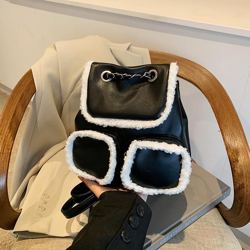 Niche Design Retro College Wind Fluffy Edge Backpack Autumn and Winter New Fashion Mini Backpack