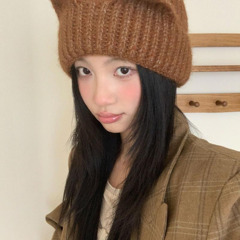 Three-dimensional Cat-ear Knitted Wool Hat, Autumn/Winter Vertical Warm and Cold Hat, Cute Girlish Versatile Pullover Hat