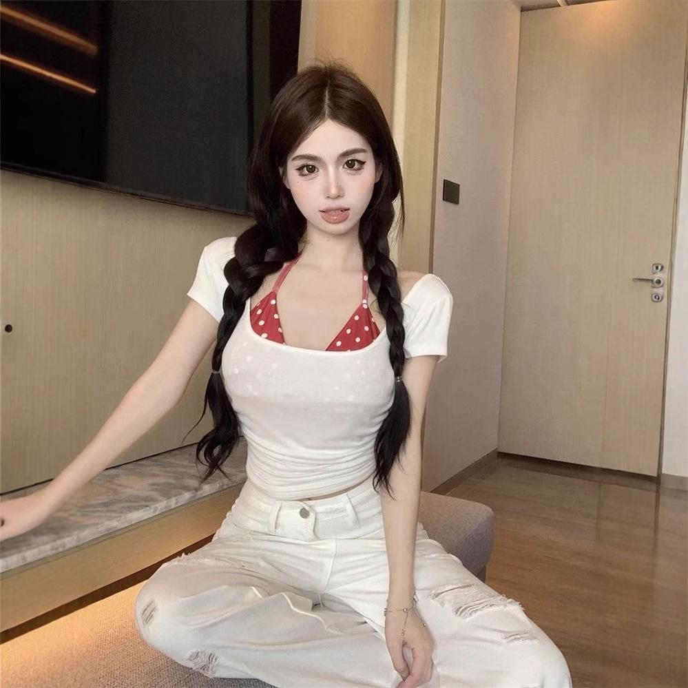 Women's Polka Dot Off-Shoulder Halterneck Short-Sleeve Top: Sweet and Spicy Summer Style