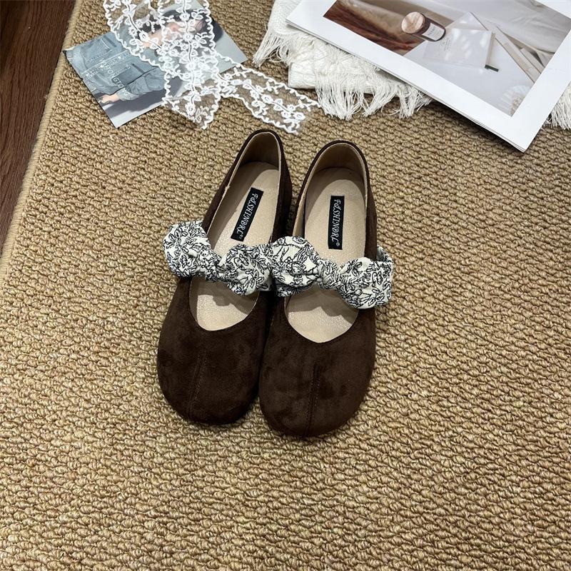 Gentle Inner Height Increase Ballet Single Shoes 2025 New French Retro Temperament Elegant Suede Light Mouth Mary Jane Shoes