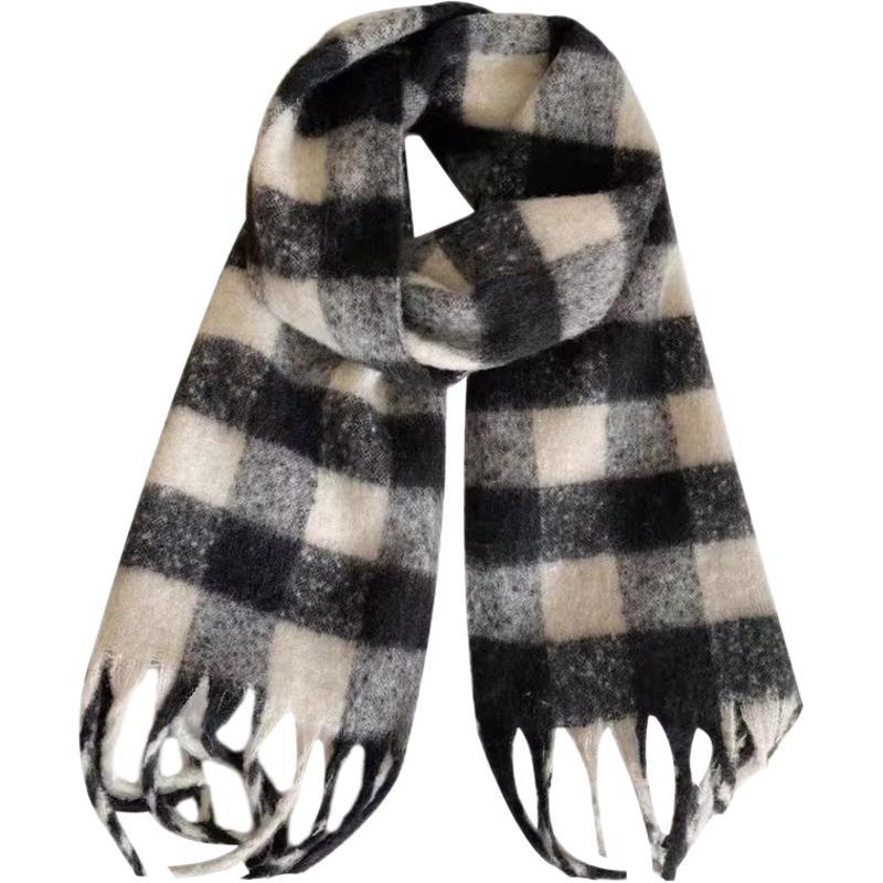 Plaid tassel scarf women's winter senior extended Korean version thickened retro warm scarf student couple shawl