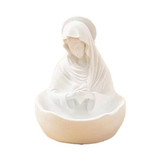 Resin Art Ornament Decorative Fine Carving Intricate Table Decoration with Design Ornament A