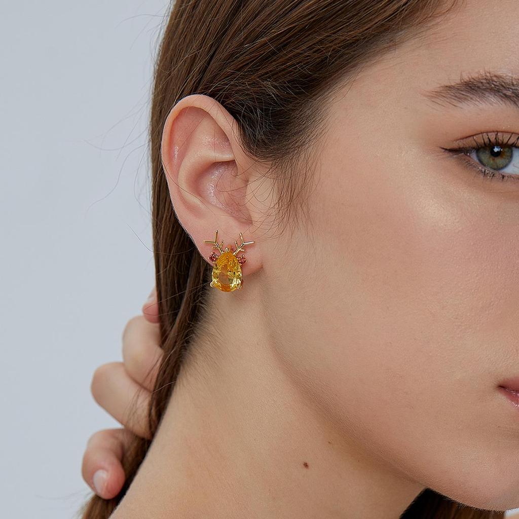 E0532 Christmas Reindeer Zircon Stud Earrings, Women's Gold-Plated Copper, European and American Festive Style.