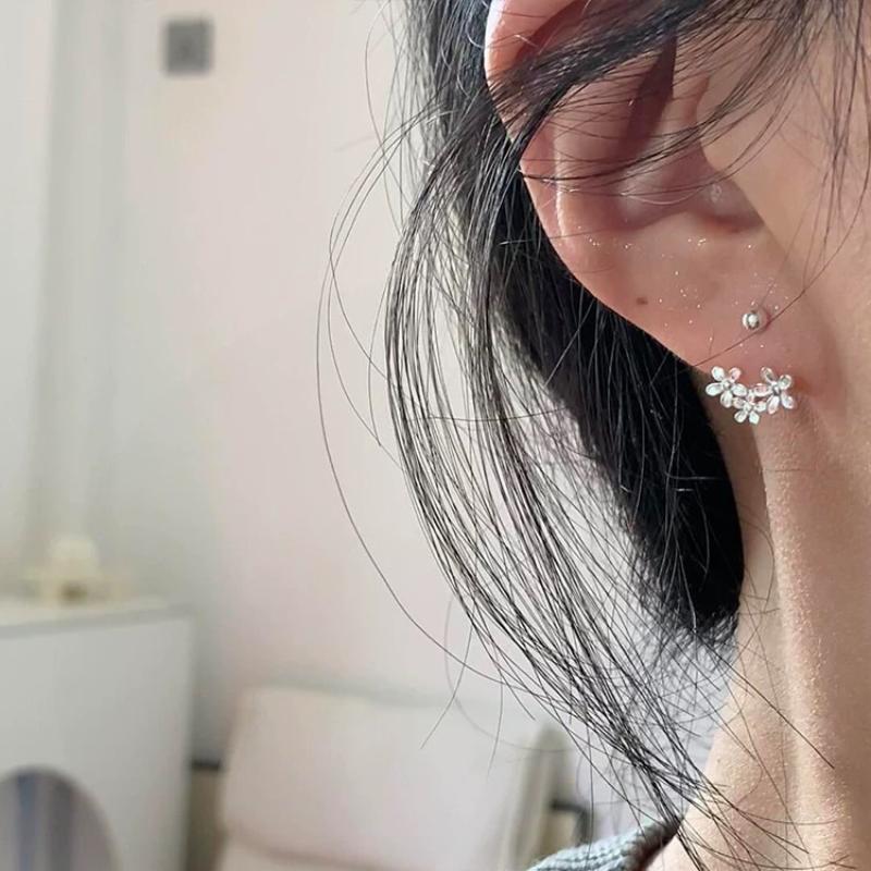 Ol Style Elegant Metal Flower Cluster Stud Earrings For Women Ladies Simplicity Silver Color Flower Earrings Jewelry Accessories