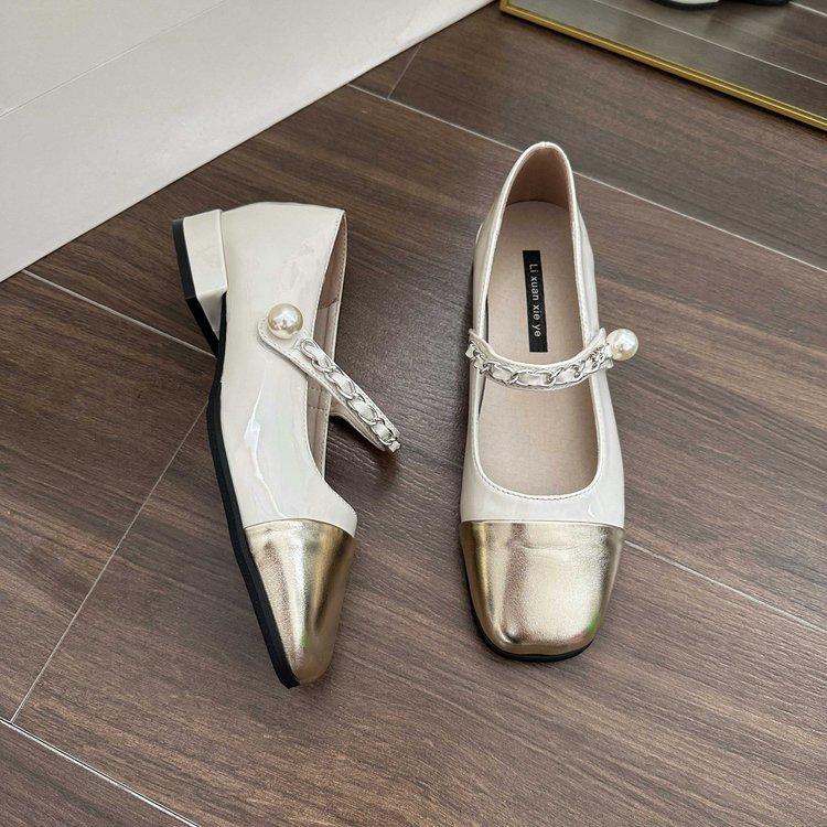 

Керри Милашка~ Туфли Мэри Джейн с пряжкой из серебристого жемчуга Женские балетки 2025 Новые французские маленькие кожаные туфли 39