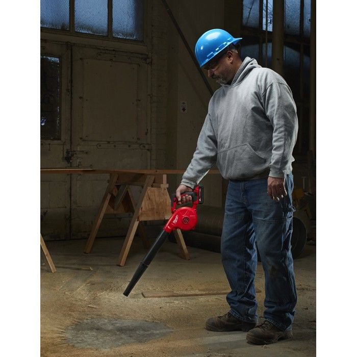 Souffleur Sur Batterie MILWAUKEE M18 BBL-0 - Corps Compact - 270 Km/h - Aspiro-souffleur