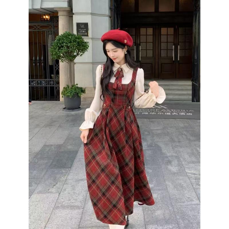 Autumn and Winter New French Retro Suit Blouse and Plaid Strapback Dress