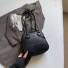 High-end niche bag women's new retro fashion shoulder underarm bag versatile small square bag