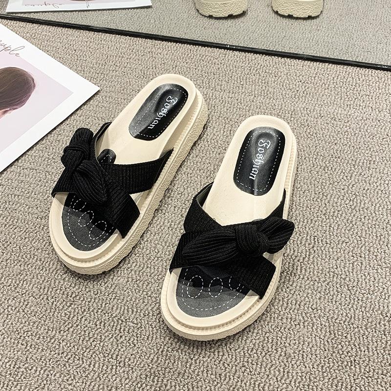 French Flat-bottomed Slippers Women's Outer Wear Students Summer 2025 New Fashion Go Out Thick-bottomed Seaside Beach One-word Drag