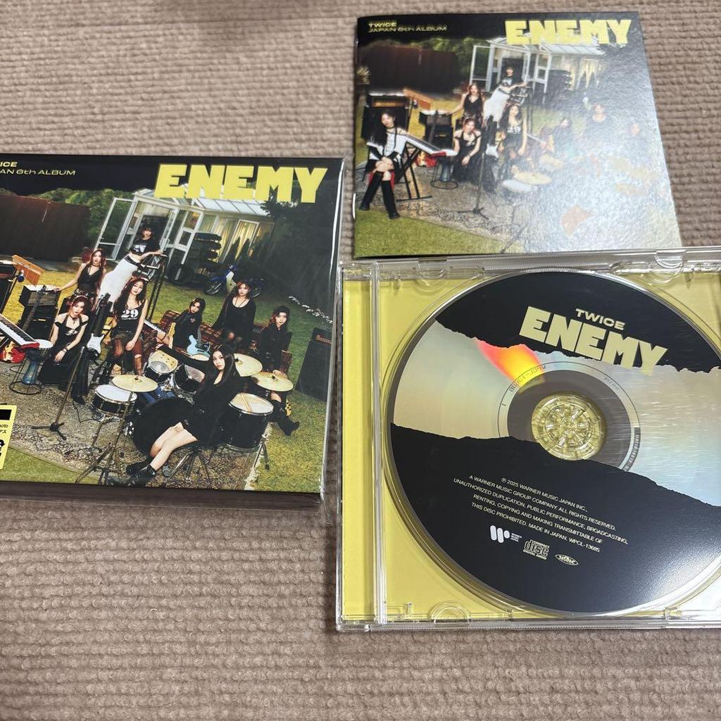 [USED] TWICE Momo ENEMY Trading Record Bonus First Limited Edition B Version Opened