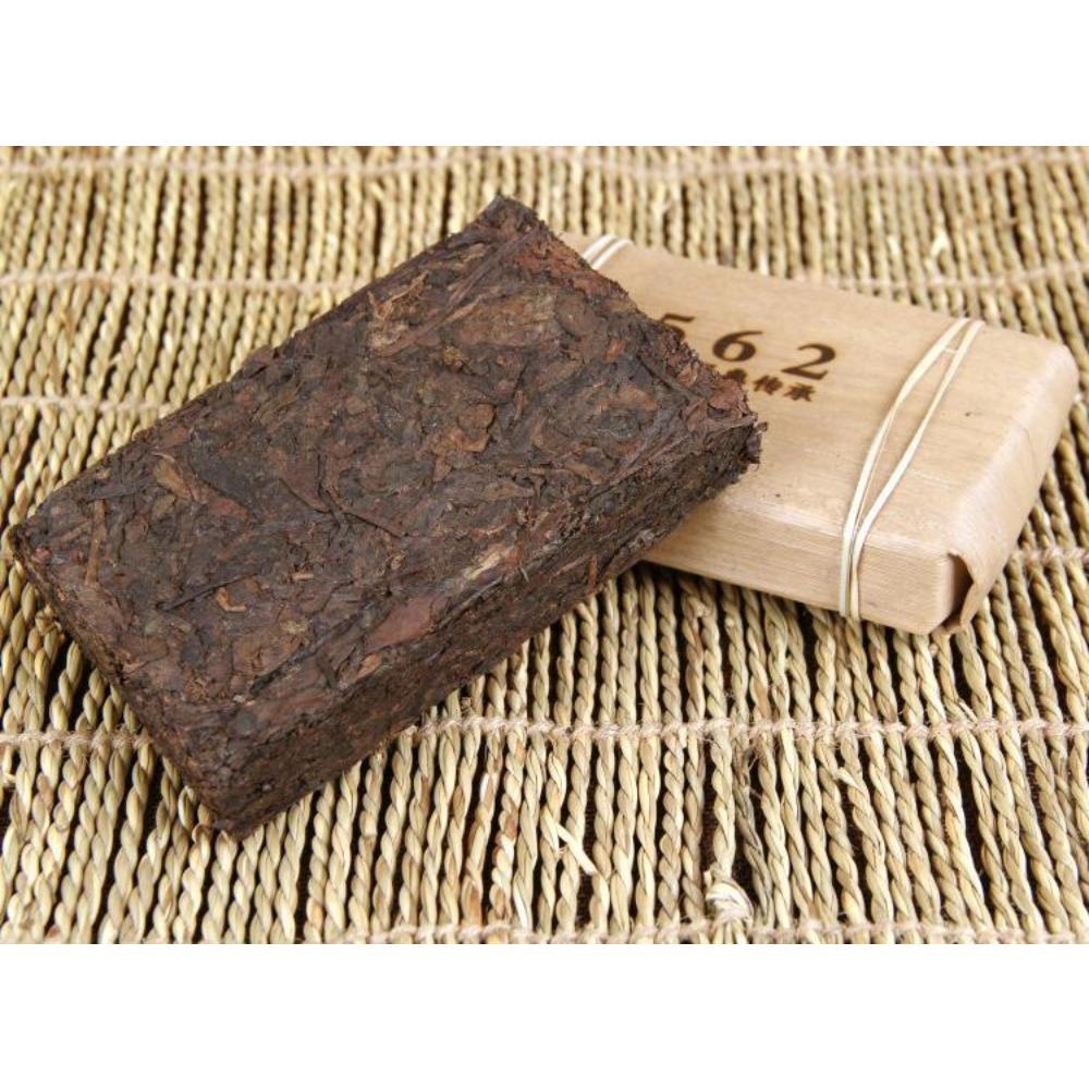 Yunnan Old Menghai 7562 Ripe Pu-erh Tea Brick Puerh 250g Black