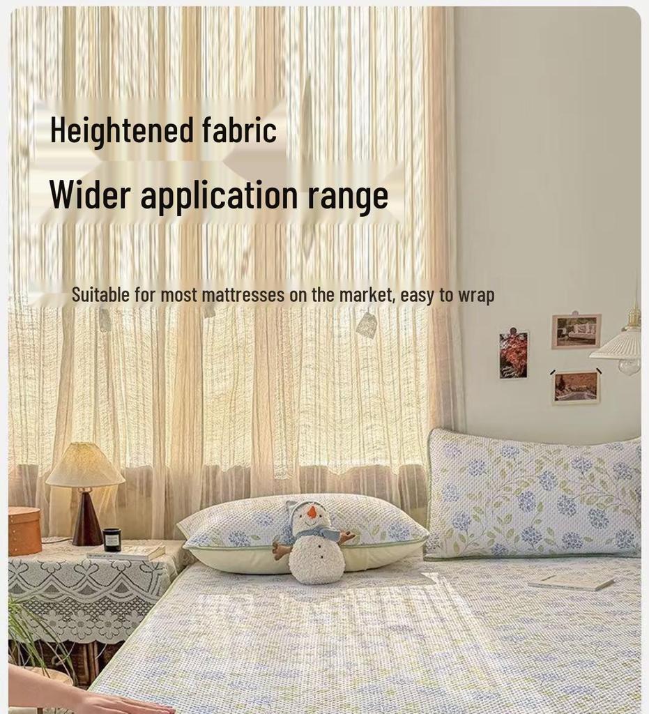 Quilted Anti-slip Dustproof Mattress Protector for Dorms