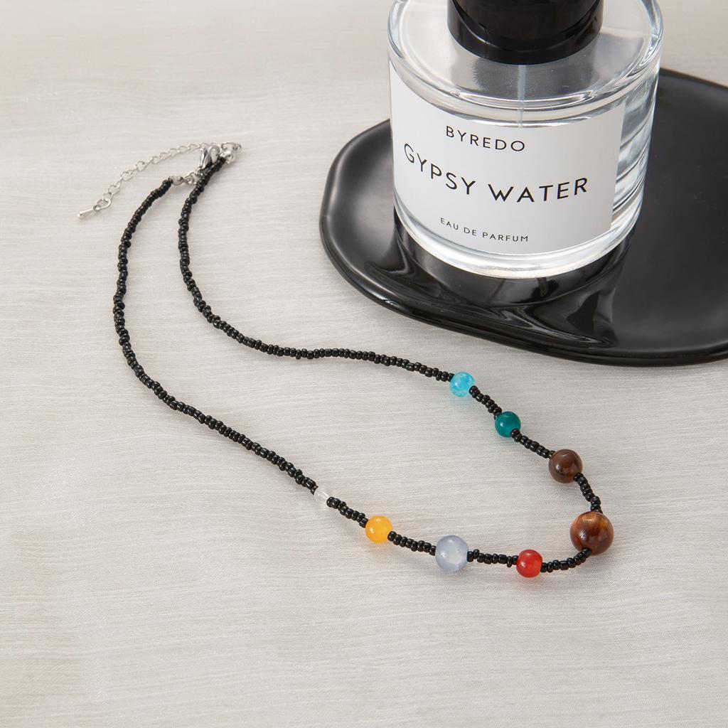 Summer Color Fresh Beaded Necklace Women'S Retro Dopamine Cool Clavicle Chain Simple Niche Premium Necklace