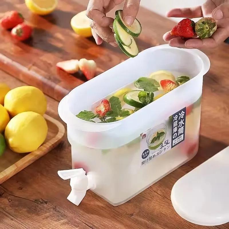 3.5L Large Capacity Cold Water Pitcher Cold Kettle with Faucet In Refrigerator Iced Beverage Dispenser Refrigerator and Spigot