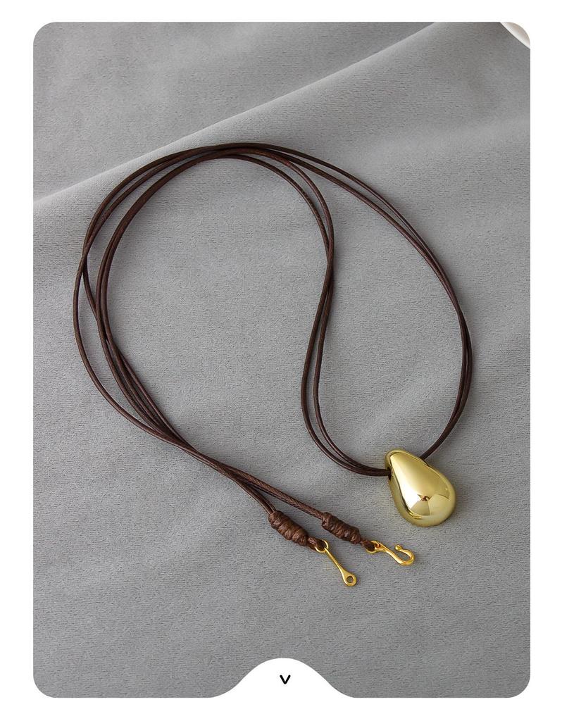Elegant Unisex Waterdrop Pendant: Simple, Lustrous Bean Design, Perfect for Long Sweater Chains