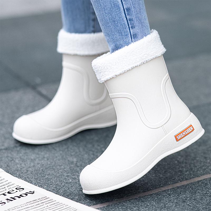 Women's Mid-Calf Waterproof Rain Boots with Fleece Lining - Fashionable, Non-Slip Outdoor Wear for Autumn and Winter