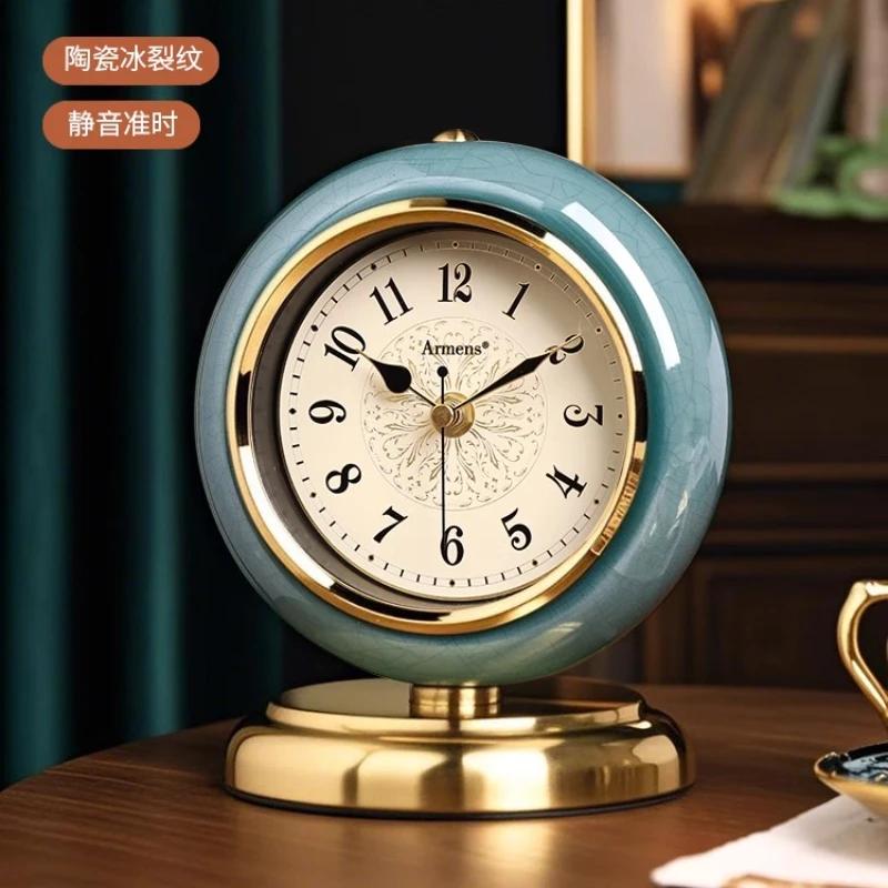 Pendulum Desktop High-end Sense Living Room Art Desktop Ornament Light Luxury High-end Clock