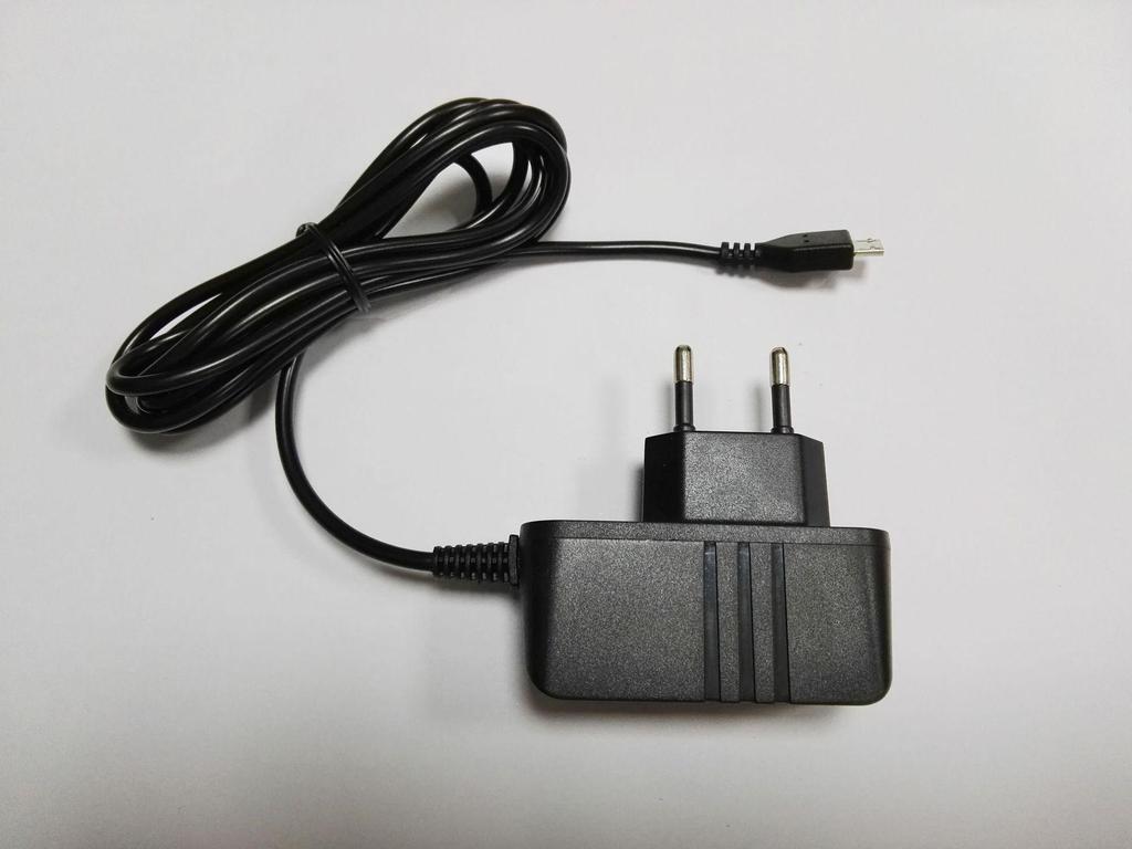 Typ-C Wandladegerät mit 5V/2A Kabel für S8, EU-Standard Mobiles Reiseladegerät.