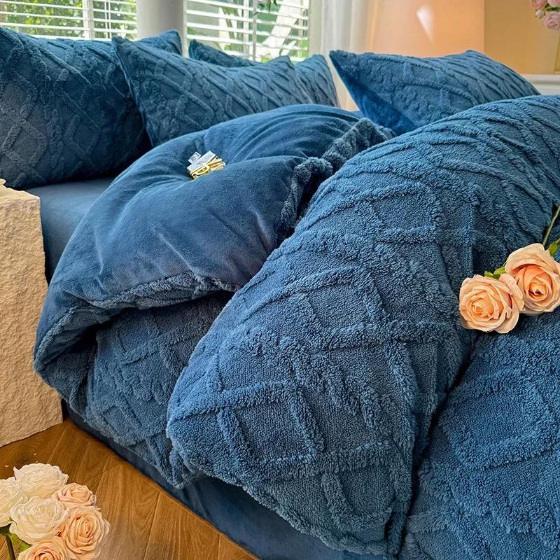 Duvet Cover Skin-friendly Comforter Cover Girls Room Bedding Warm Velvet Quilt Cover Housse De Couette (No Pillowcase)