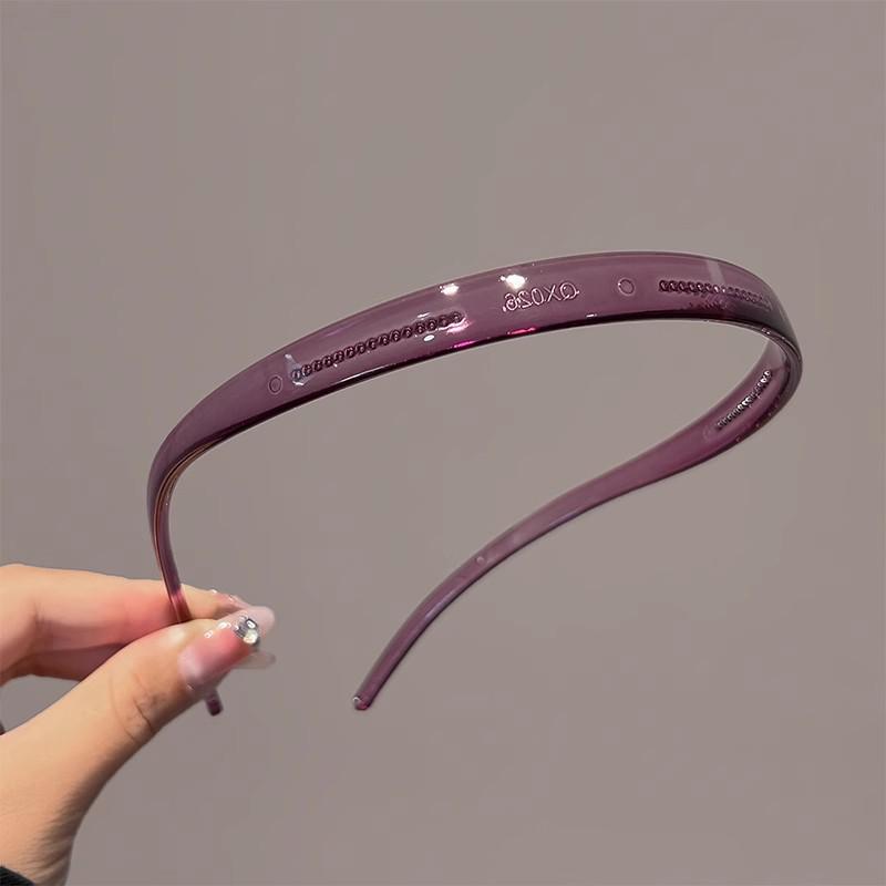 Fresh Travel Girl Headwear: Non-Slip Acetate Headband & Hairpin, Blue-Green, Comfortable for Ear Cartilage and Glasses.