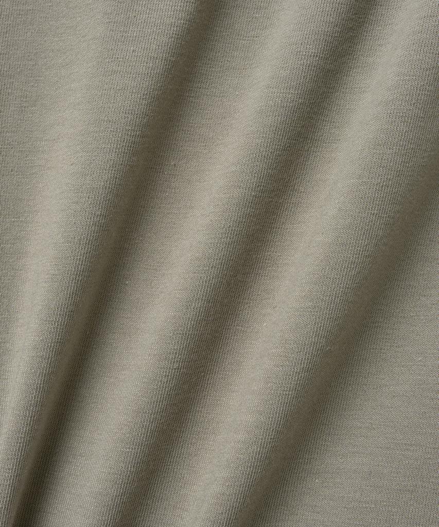 NOIRER FOR WOMAN Boat Neck Sleeveless T-Shirt (Ash Khaki)