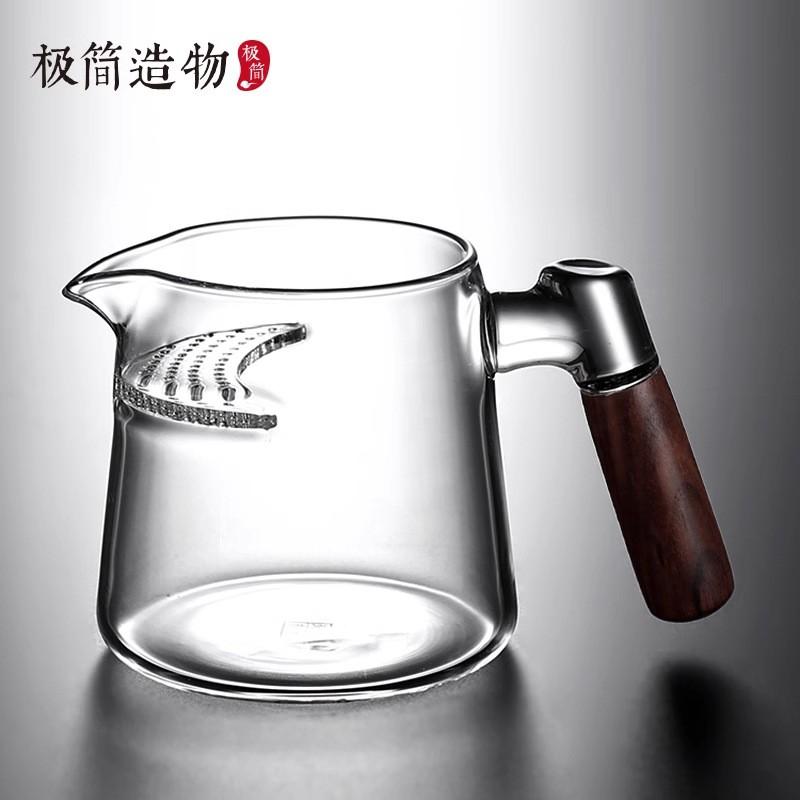 Glass Teapot With Wooden Handle Moon Shape Strainer Loose Leaf Green Tea Brewing On Electric Ceramic Stove