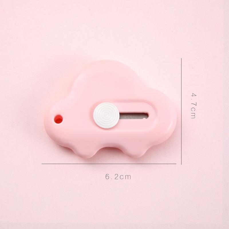 

Cute Mini Car Shape Utility Knife Portable Paper Knife Retractable Knife for Unpacking Courier Box Opener розовый