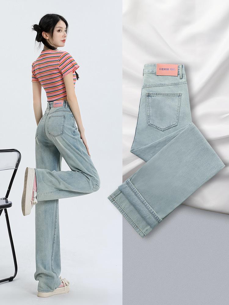 

Женские белые джинсы с высокой посадкой и широкими штанинами - Коллекция весна/осень 2024 Large светло-синий