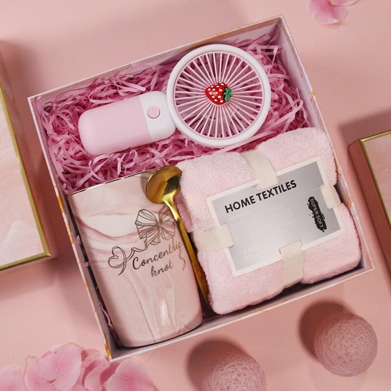 LIU Women s Day Gift Set: Mug, Towel & Fan